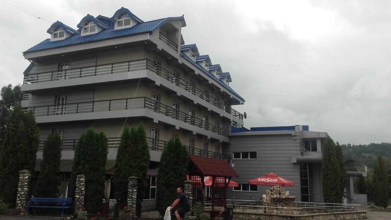 Hotel Ineul Rodna Екстер'єр фото