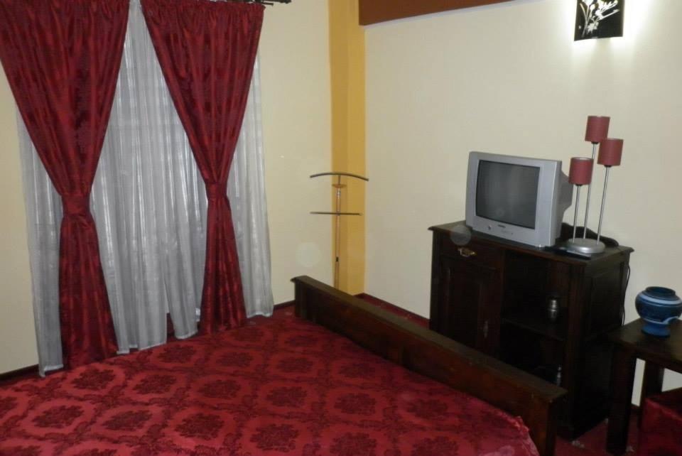 Hotel Ineul Rodna Екстер'єр фото